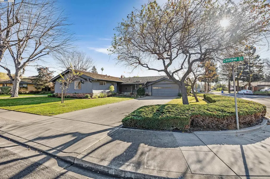 968 Cashew Way Fremont CA 94536