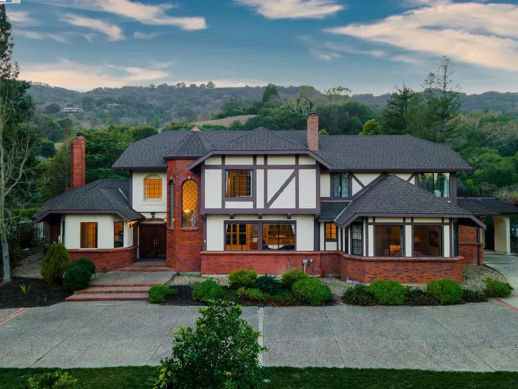 2464 Foothill Road Pleasanton CA 94588