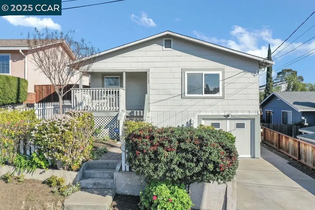 2345 Pomona Avenue Martinez CA 94553