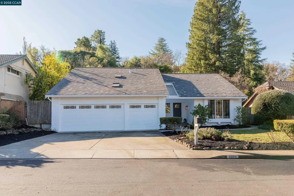 2225 Stewart Avenue Walnut Creek CA 94596