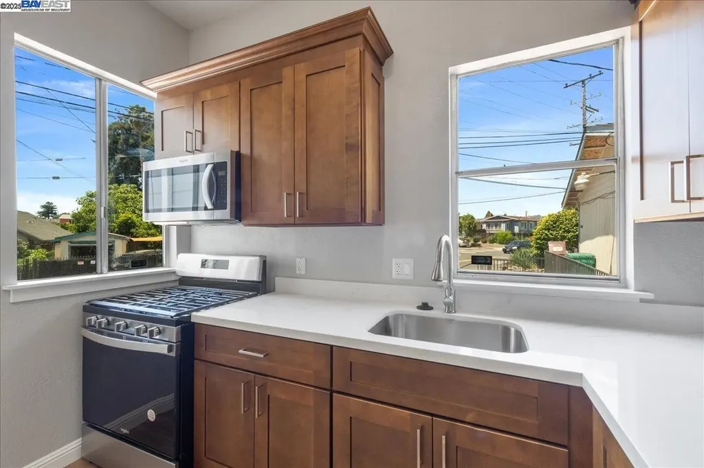 3214 13th Avenue Oakland CA 94610