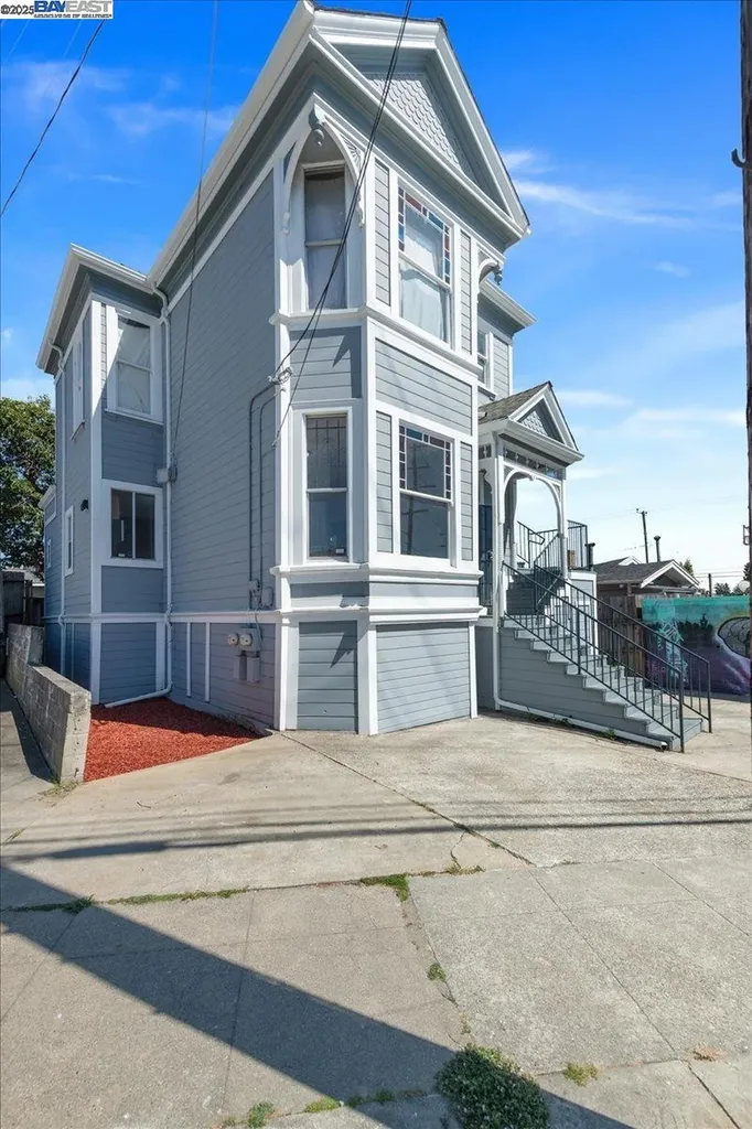 3214 13th Avenue Oakland CA 94610
