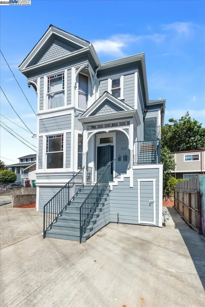 3214 13th Avenue Oakland CA 94610