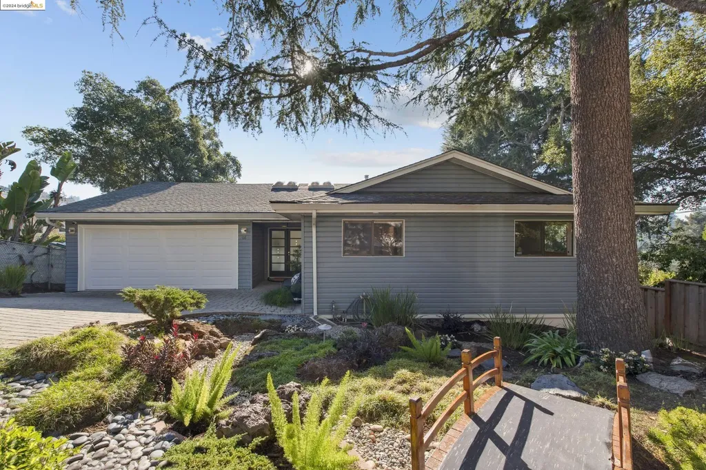 Oakland CA, 68 Norman Lane