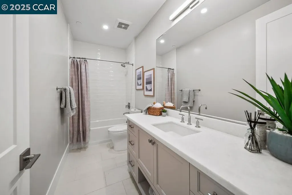 600 Hartz Avenue Danville CA 94526