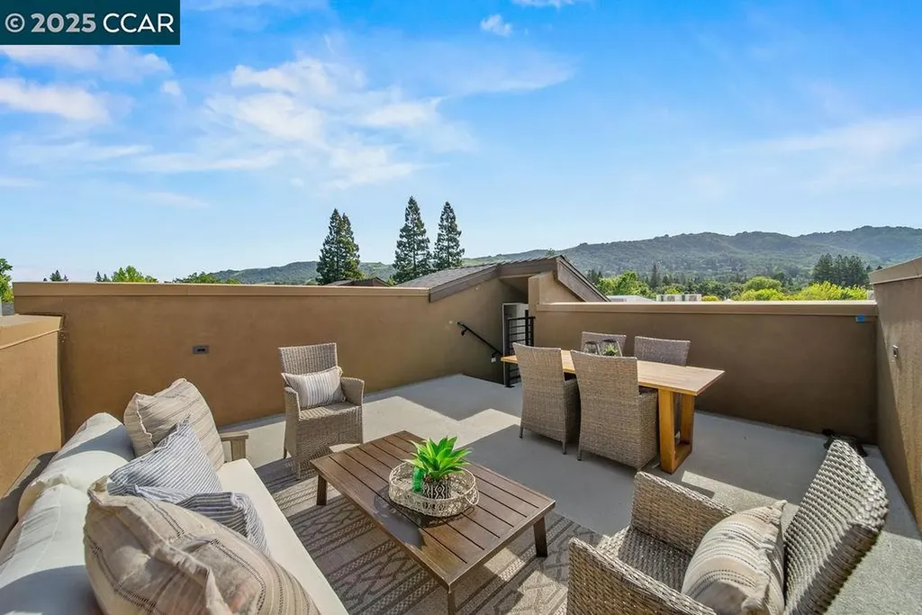 600 Hartz Avenue Danville CA 94526