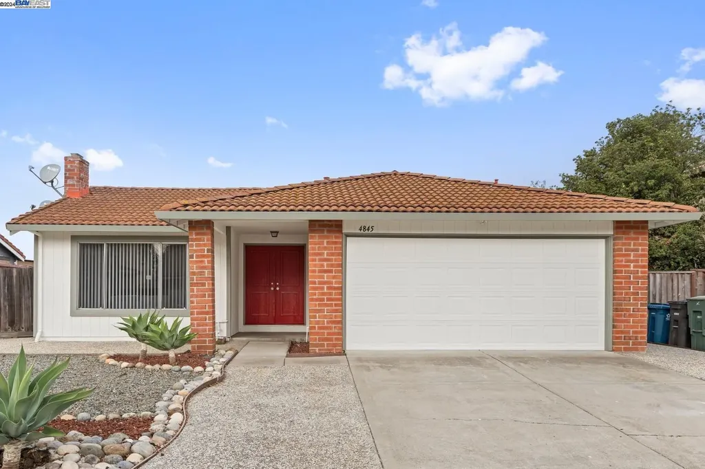 4845 Scotia Street Union City CA 94587