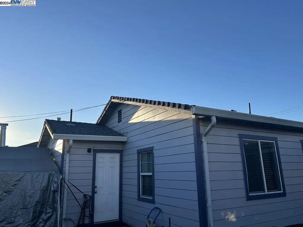 1060 105th Avenue Oakland CA 94603