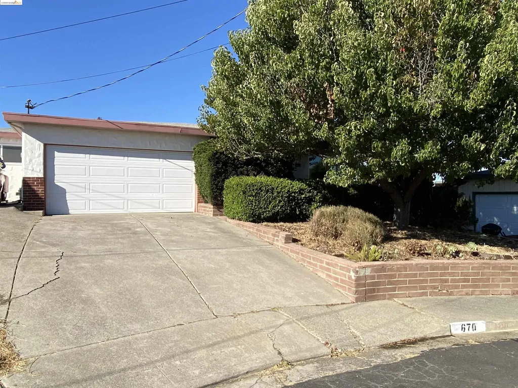 670 Donna Mae Court El Sobrante CA 94803