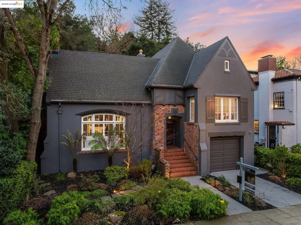 887 Trestle Glen Road Oakland CA 94610