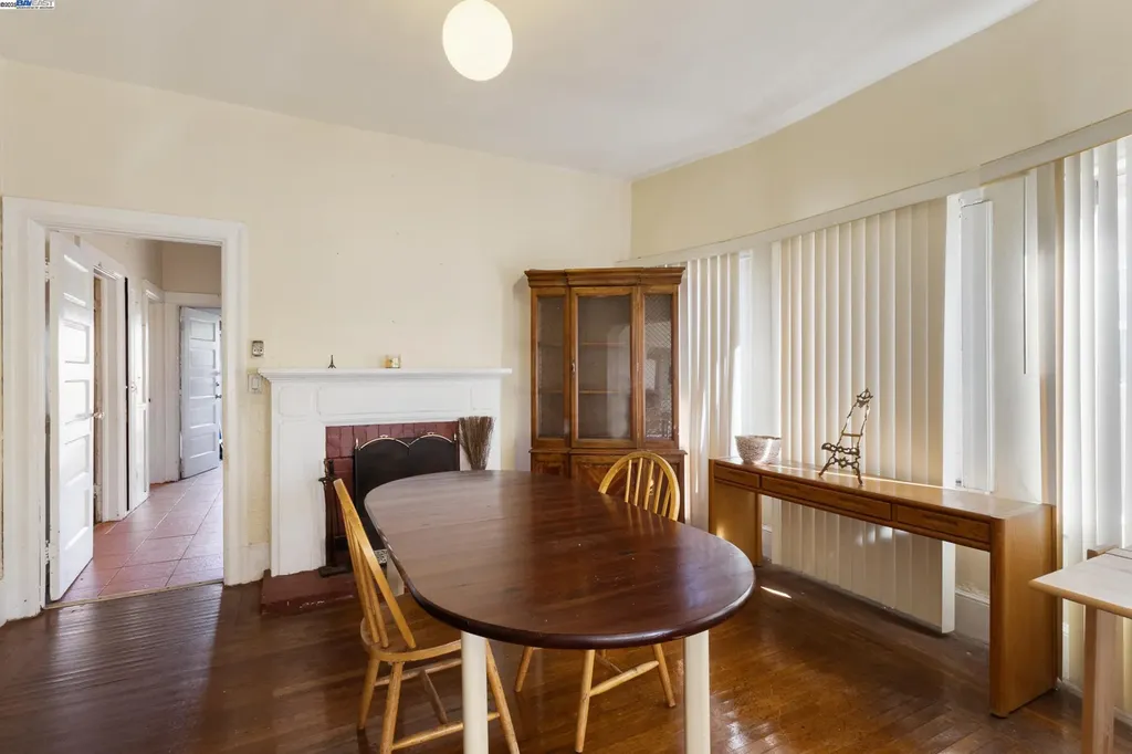 2918 Foothill Boulevard Oakland CA 94601