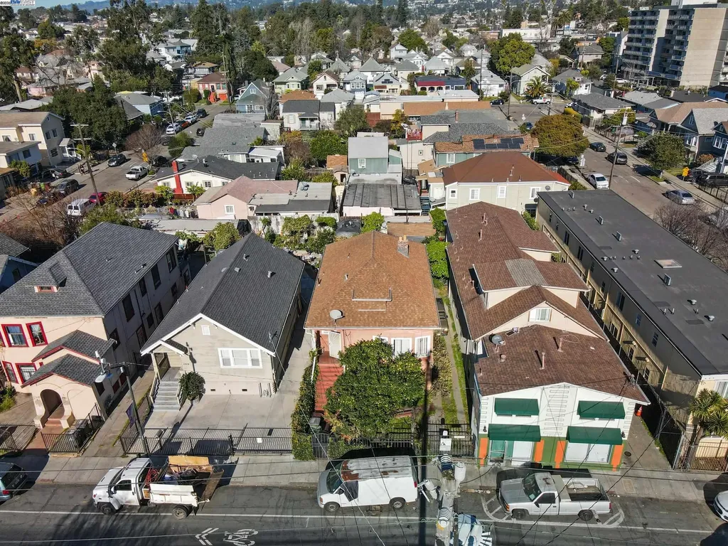 2918 Foothill Boulevard Oakland CA 94601