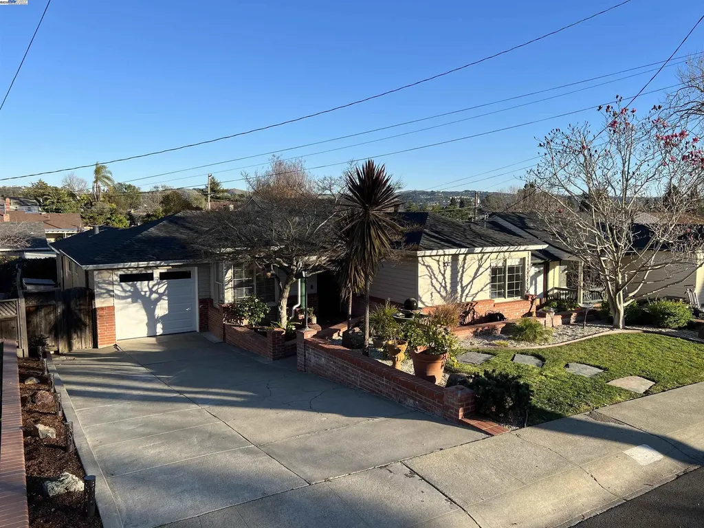 19170 San Miguel Avenue Castro Valley CA 94546