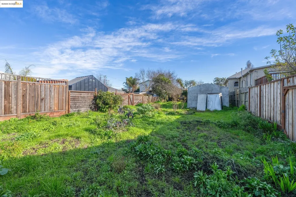3032 Mabel Street Berkeley CA 94702