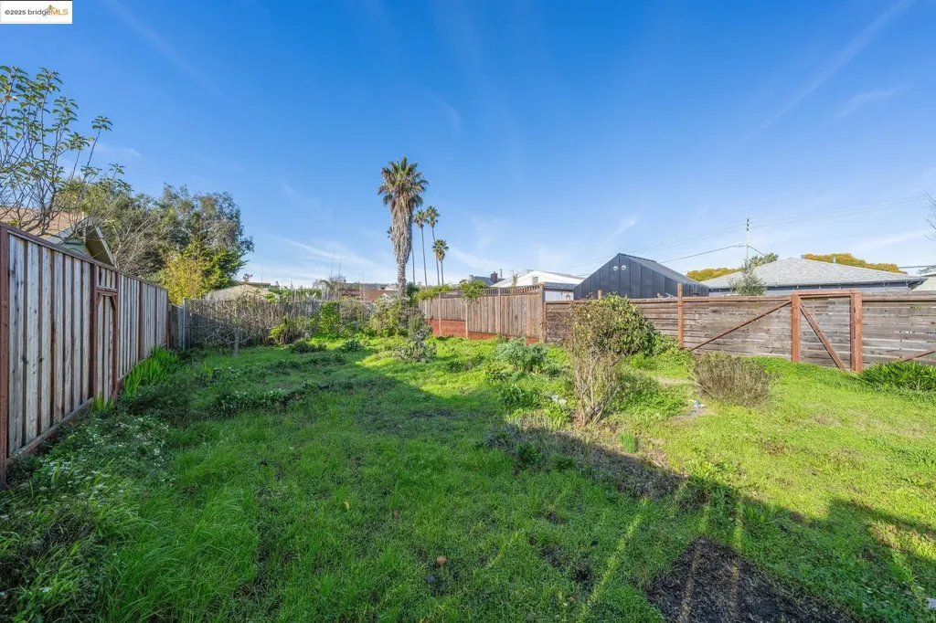 3032 Mabel Street Berkeley CA 94702