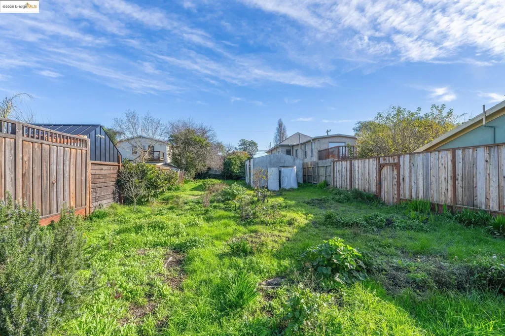 3032 Mabel Street Berkeley CA 94702