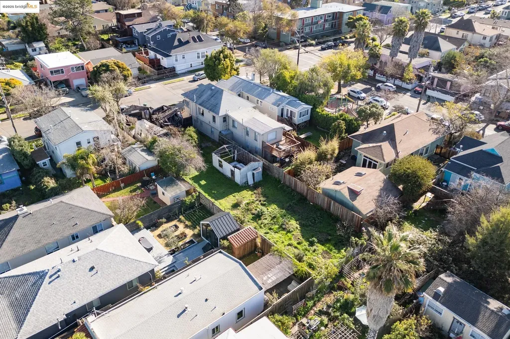 3032 Mabel Street Berkeley CA 94702