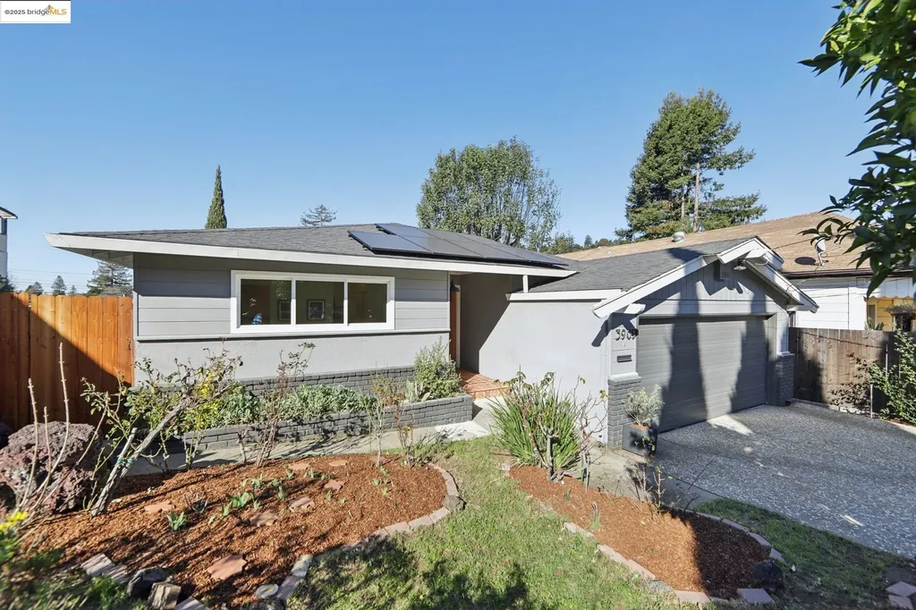 3909 Madrone Avenue Oakland CA 94619