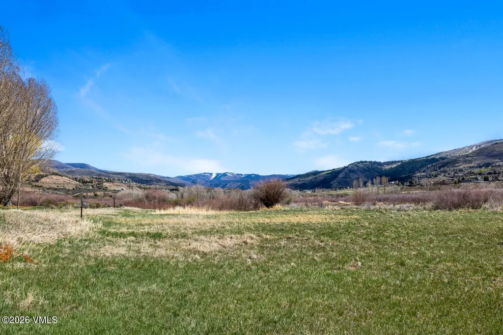 405 Crazy Horse Circle Edwards CO 81632