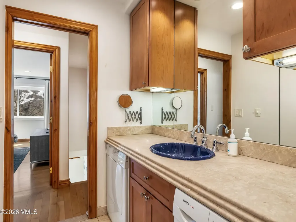 980 Vail View Vail CO 81657