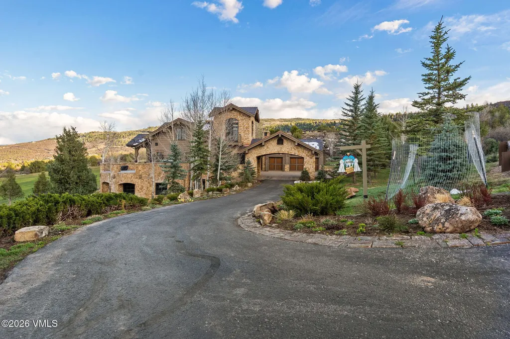 300 Aspen Bluff Lane Edwards CO 81632