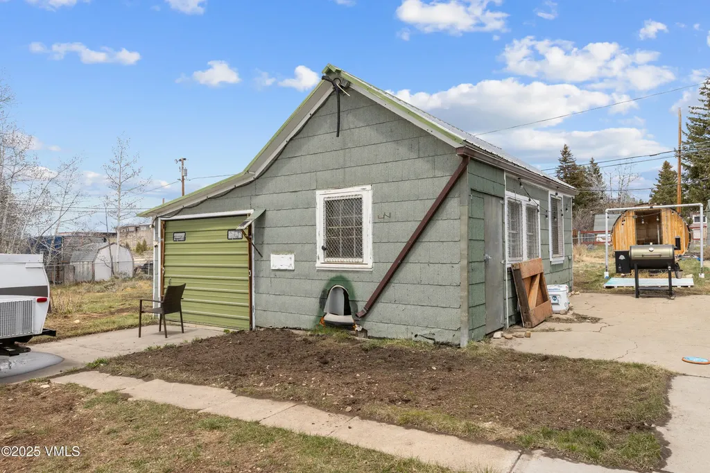 618 W Chestnut Street Leadville CO 80461