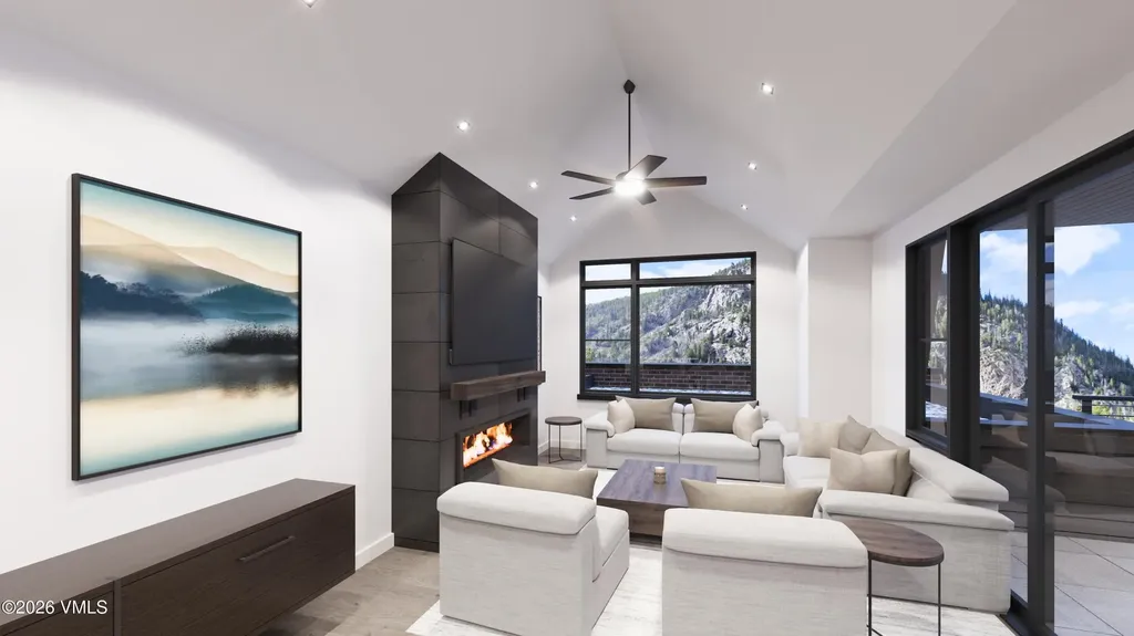 Frisco CO, 20 E Main Street, Unit 202