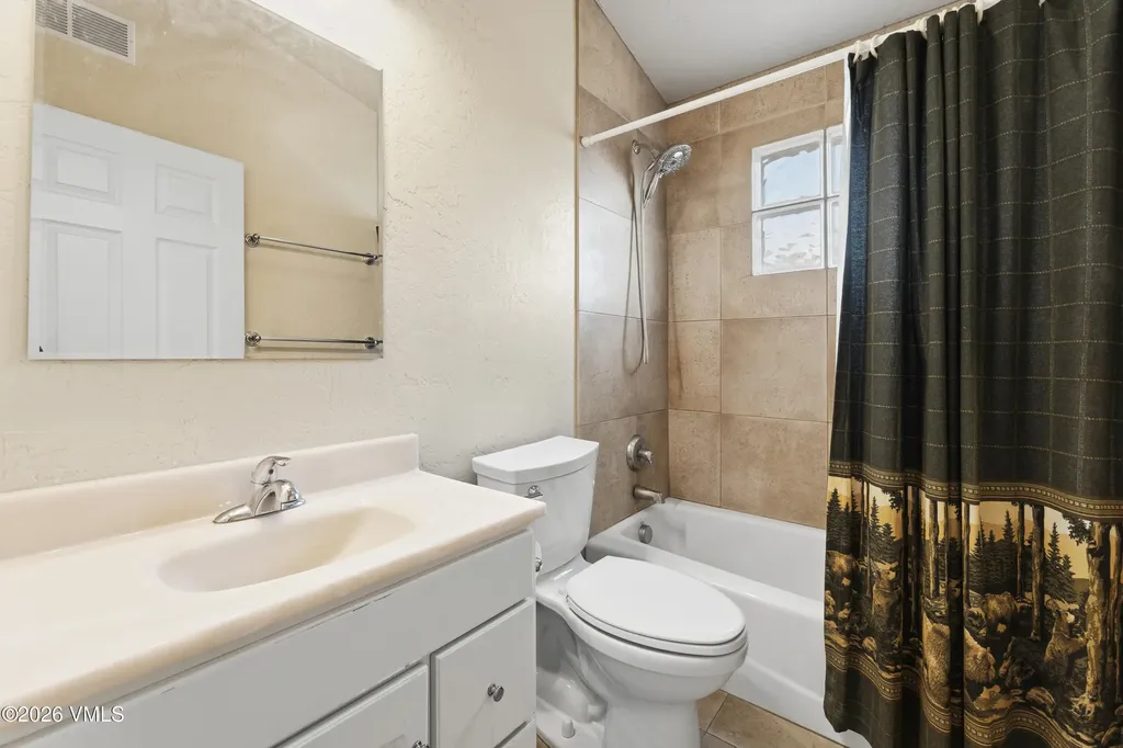706 Meadow Court Gypsum CO 81637