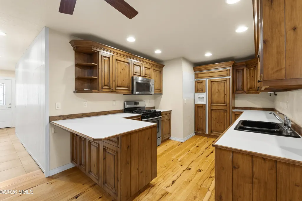706 Meadow Court Gypsum CO 81637