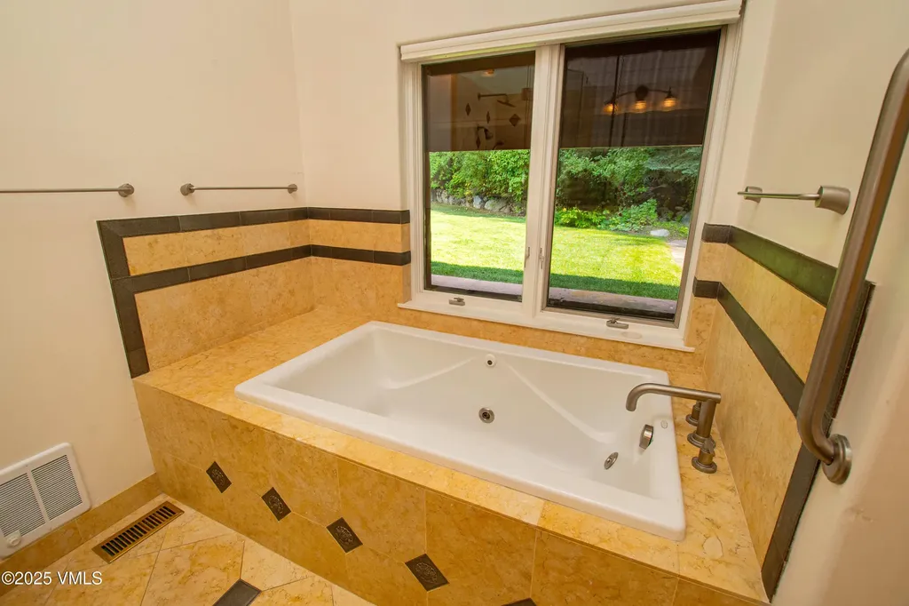 1461 Greenhill Court Vail CO 81657
