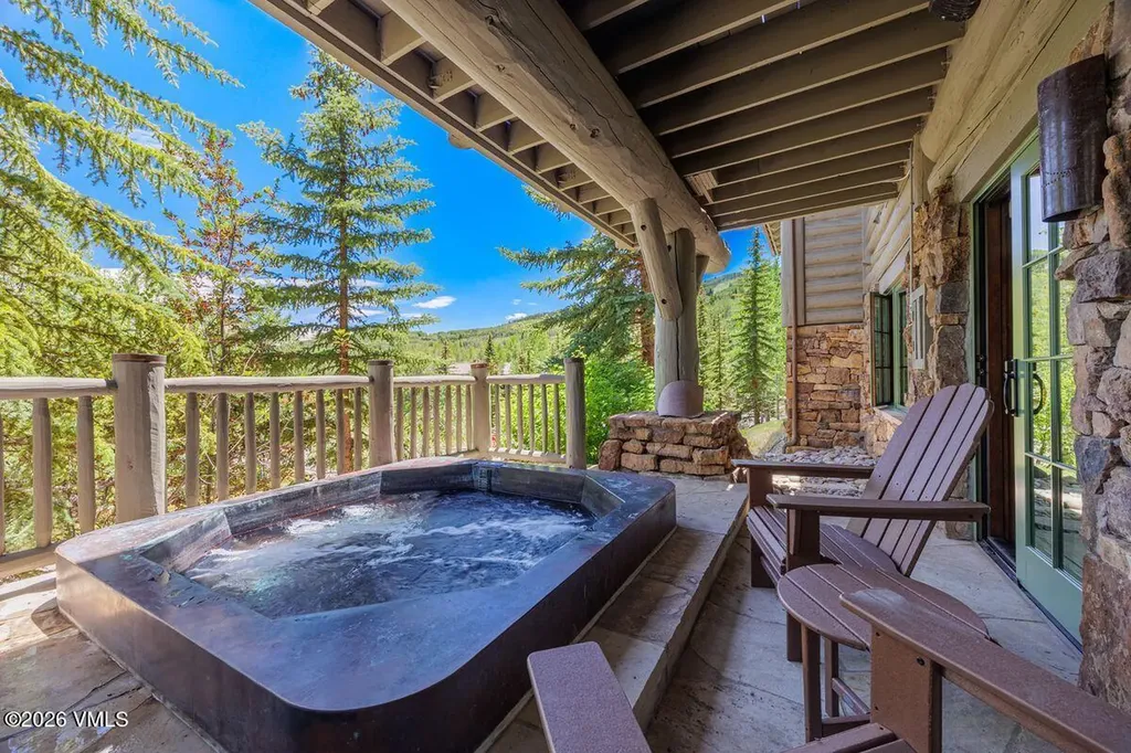 1252 Bachelor Ridge Avon CO 81620