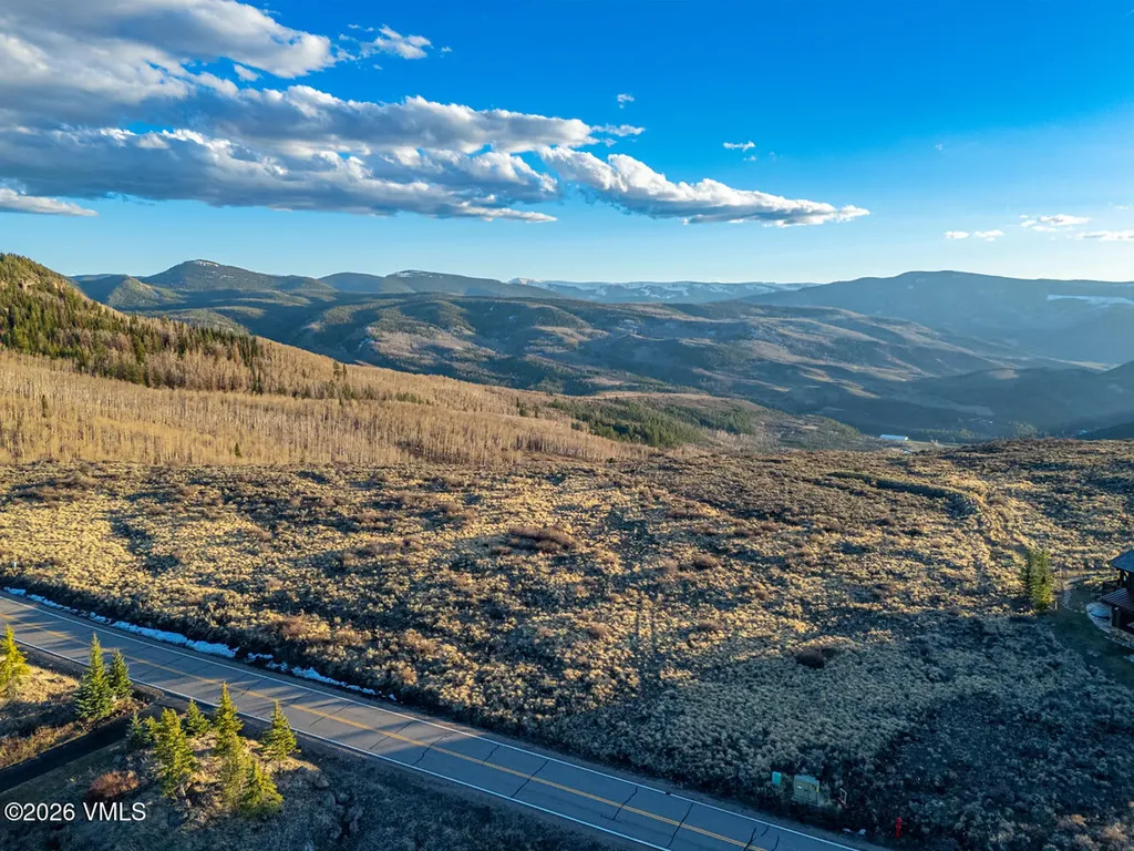 Edwards CO, 1334 Gore Trail