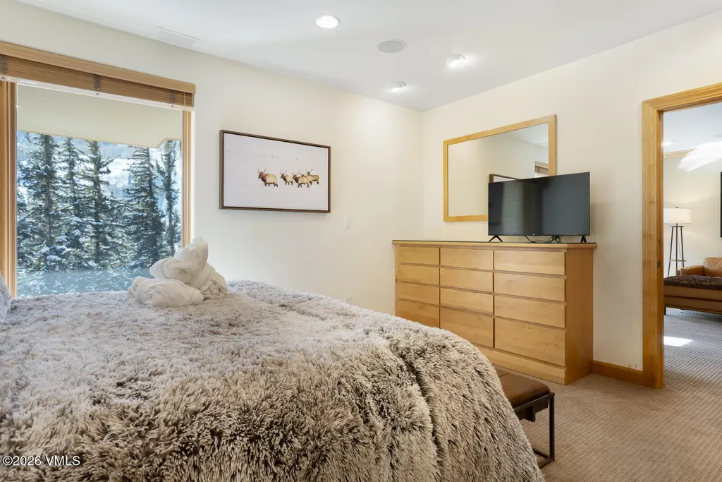 292 E Meadow Drive Vail CO 81657