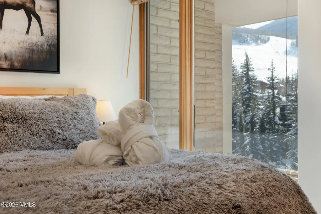 292 E Meadow Drive Vail CO 81657
