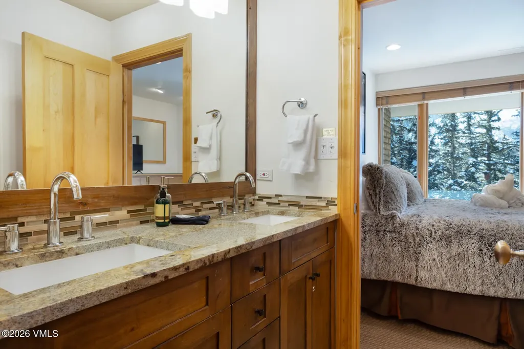 292 E Meadow Drive Vail CO 81657