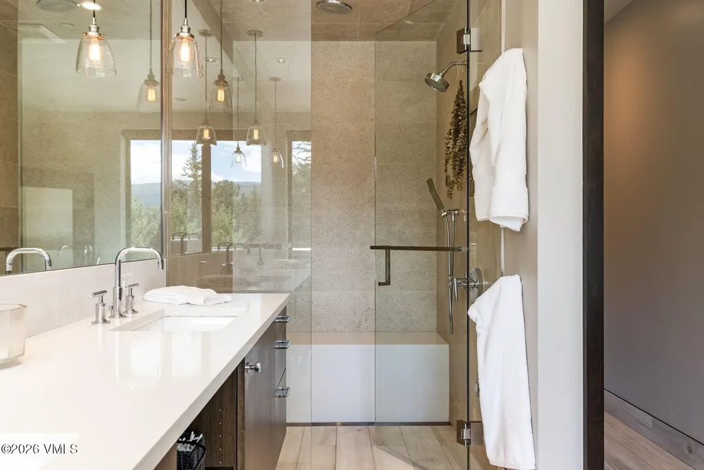 2440 Chamonix Lane Vail CO 81657
