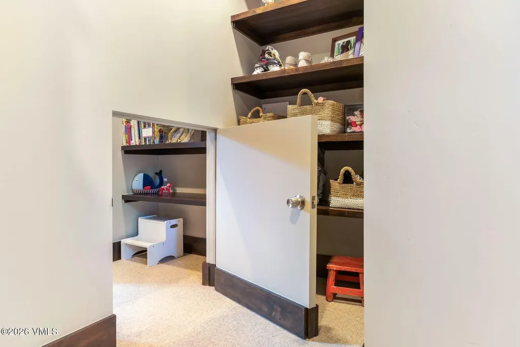 2440 Chamonix Lane Vail CO 81657
