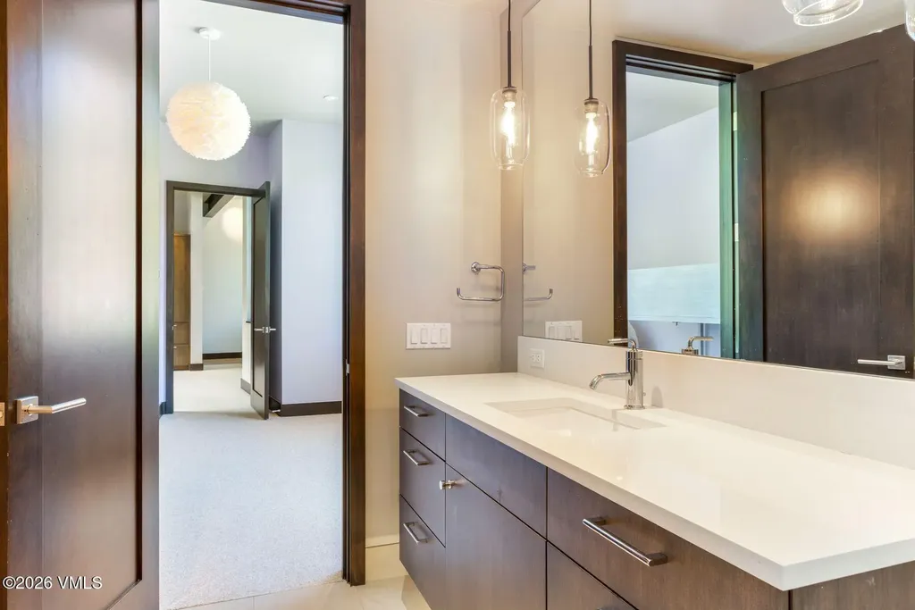 2440 Chamonix Lane Vail CO 81657