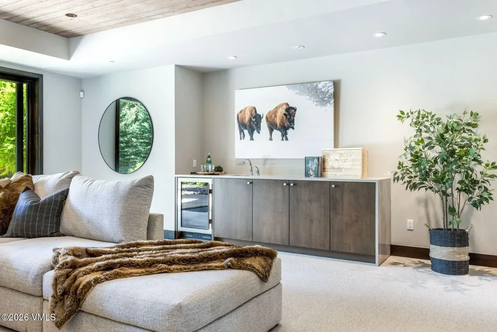 2440 Chamonix Lane Vail CO 81657