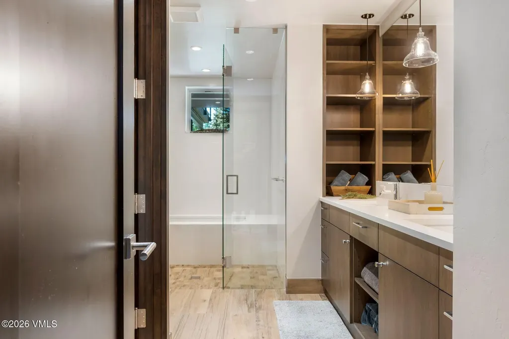 2440 Chamonix Lane Vail CO 81657