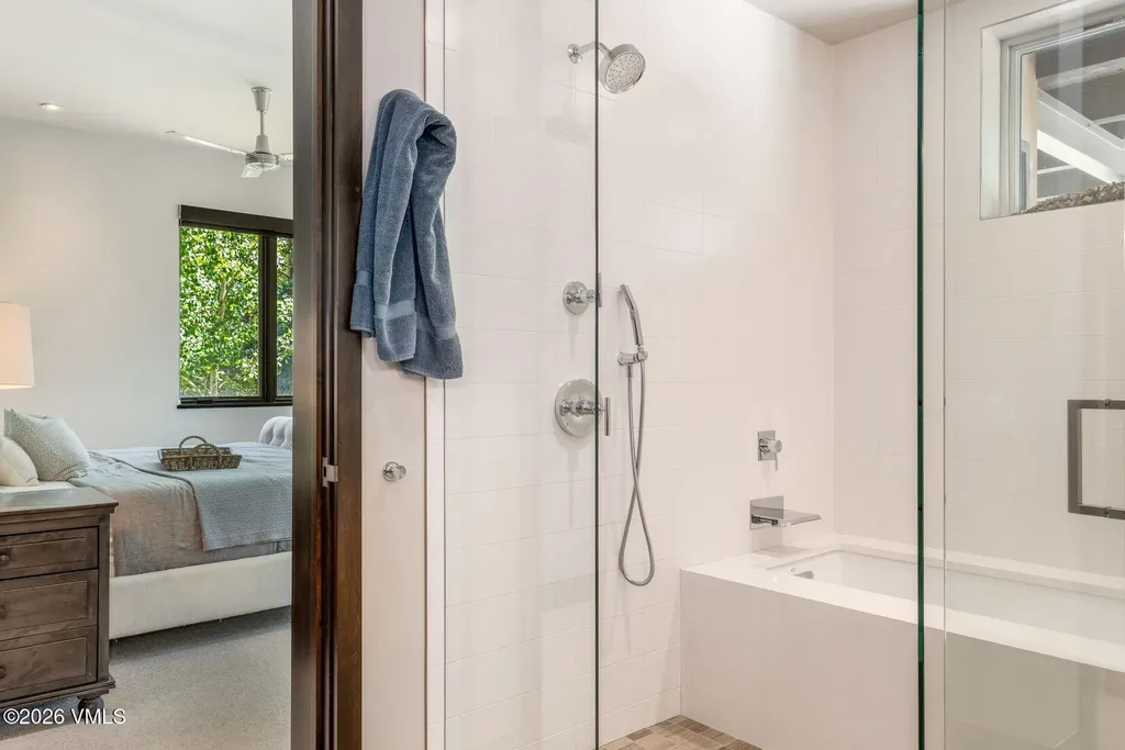 2440 Chamonix Lane Vail CO 81657
