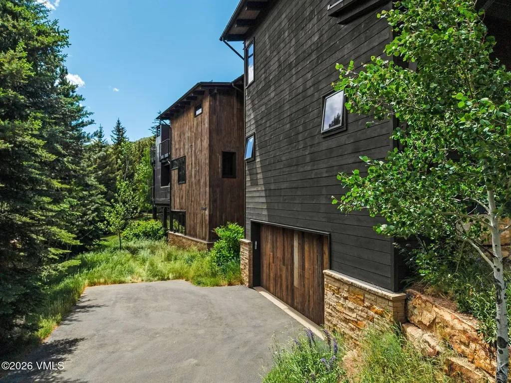 2440 Chamonix Lane Vail CO 81657