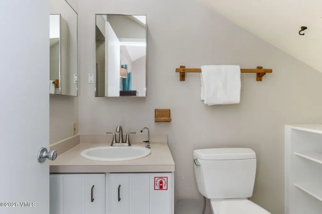 3911 Bighorn Road Vail CO 81657