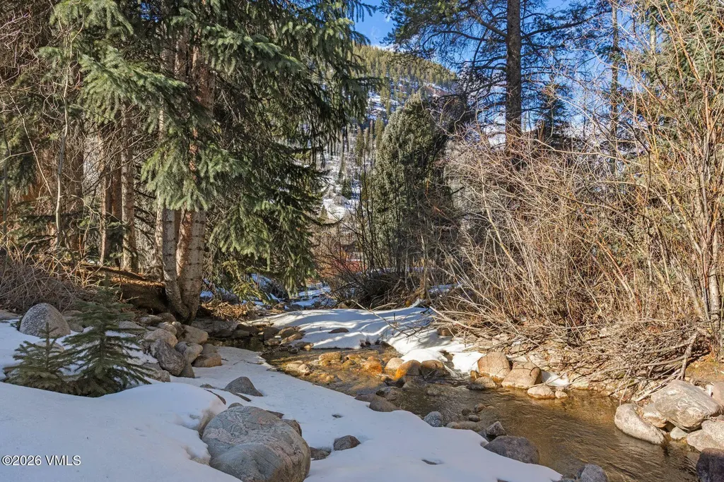 3911 Bighorn Road Vail CO 81657