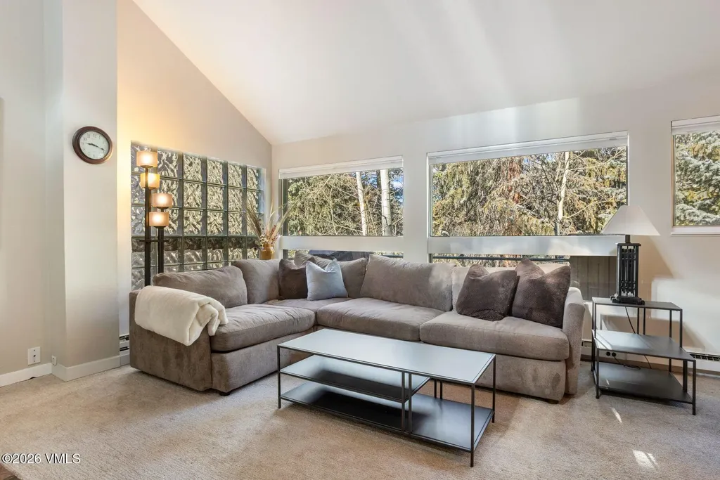 3911 Bighorn Road Vail CO 81657