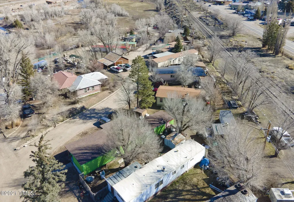 404 Brooks Lane Eagle CO 81631