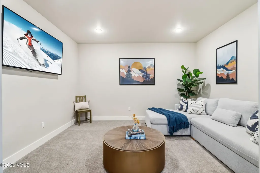 283 Mckay Road Silverthorne CO 80498