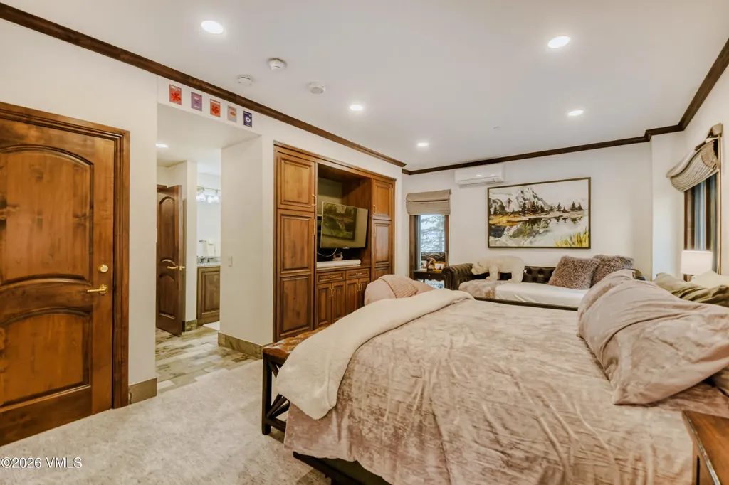 45 W Thomas Place Beaver Creek CO 81620