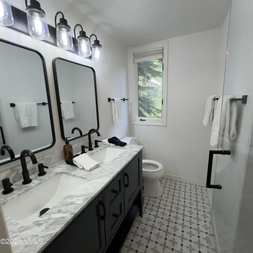 5113 Black Bear Lane Vail CO 81657