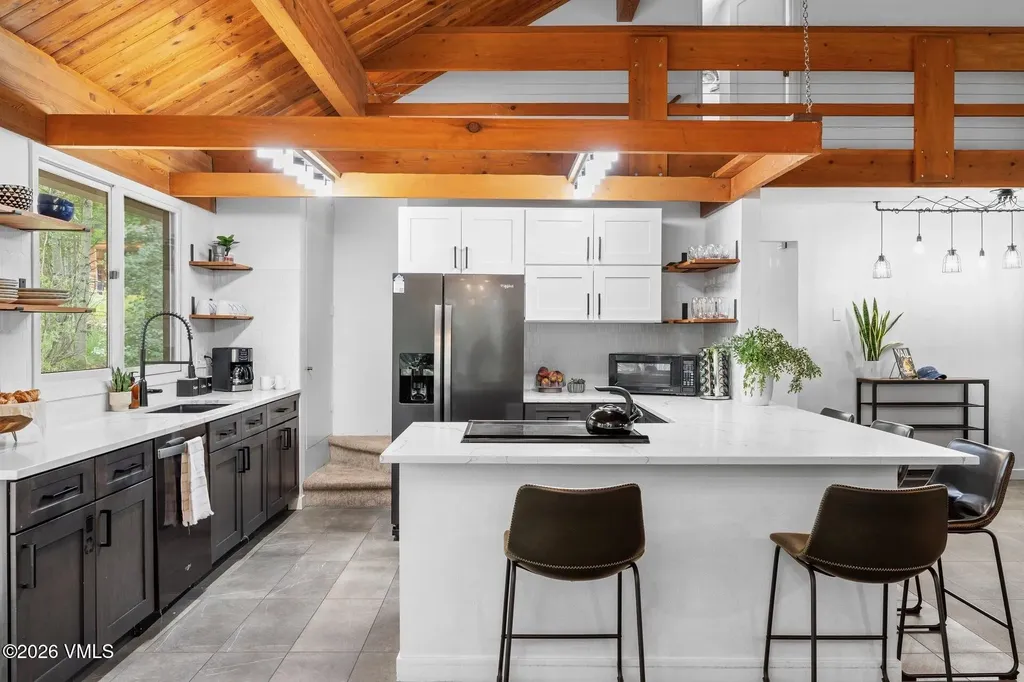 5113 Black Bear Lane Vail CO 81657